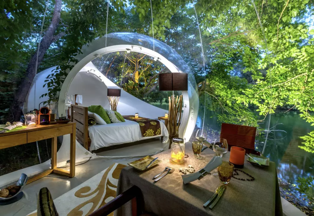 bubble tent glamping